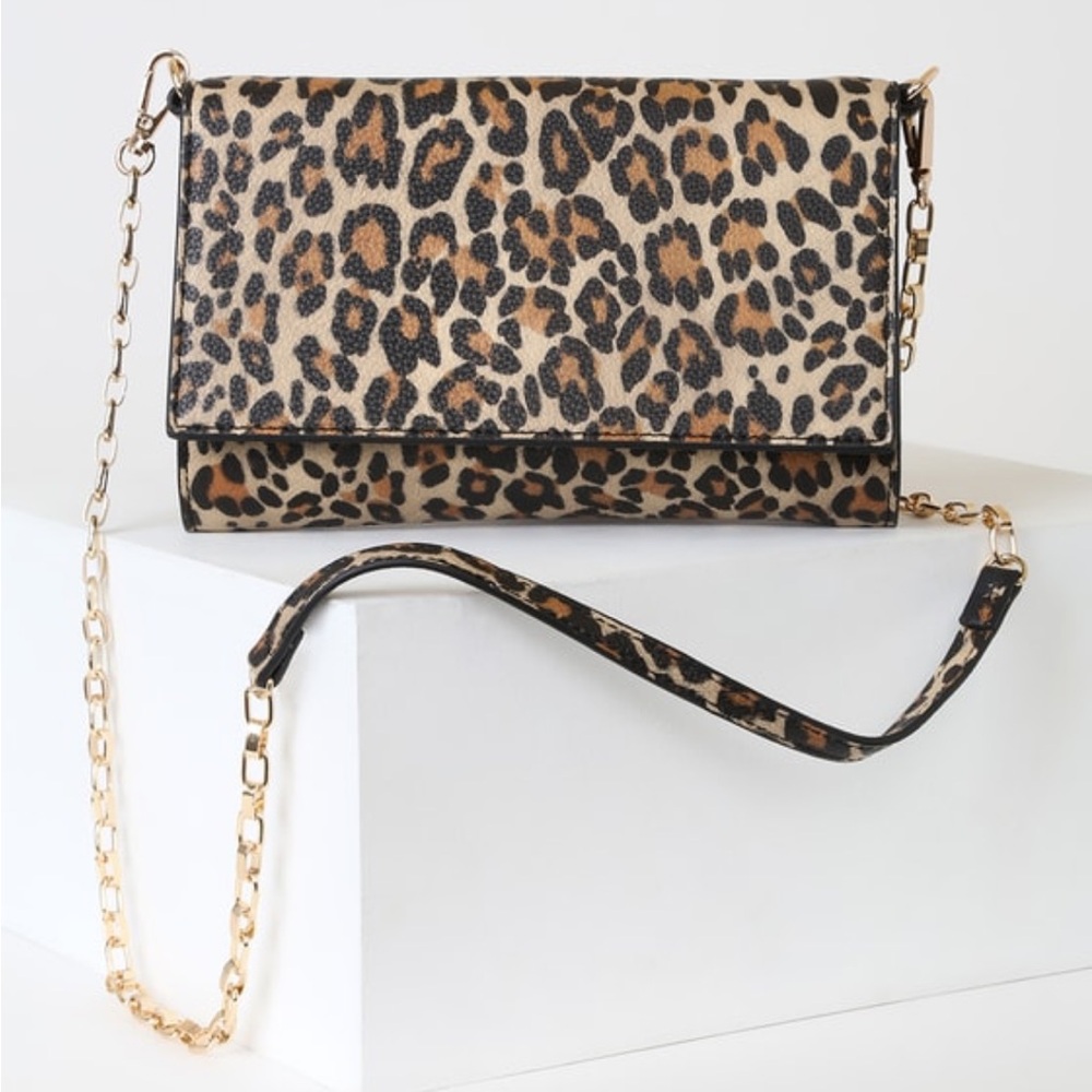 Lulu’s Leopard Print Wallet Clutch
